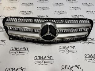  Решетка радиатора на Mercedes GLA x156 до рест